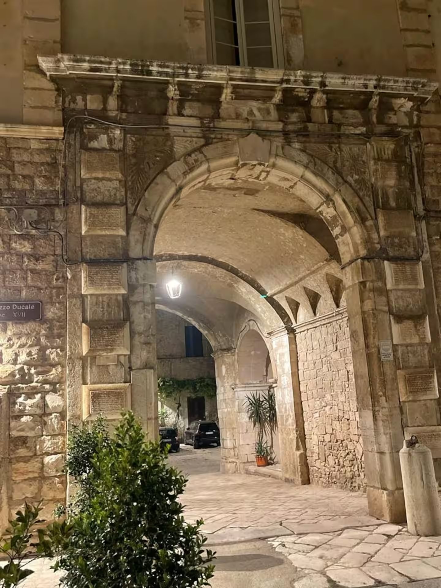 Portone del Palazzo Ducale